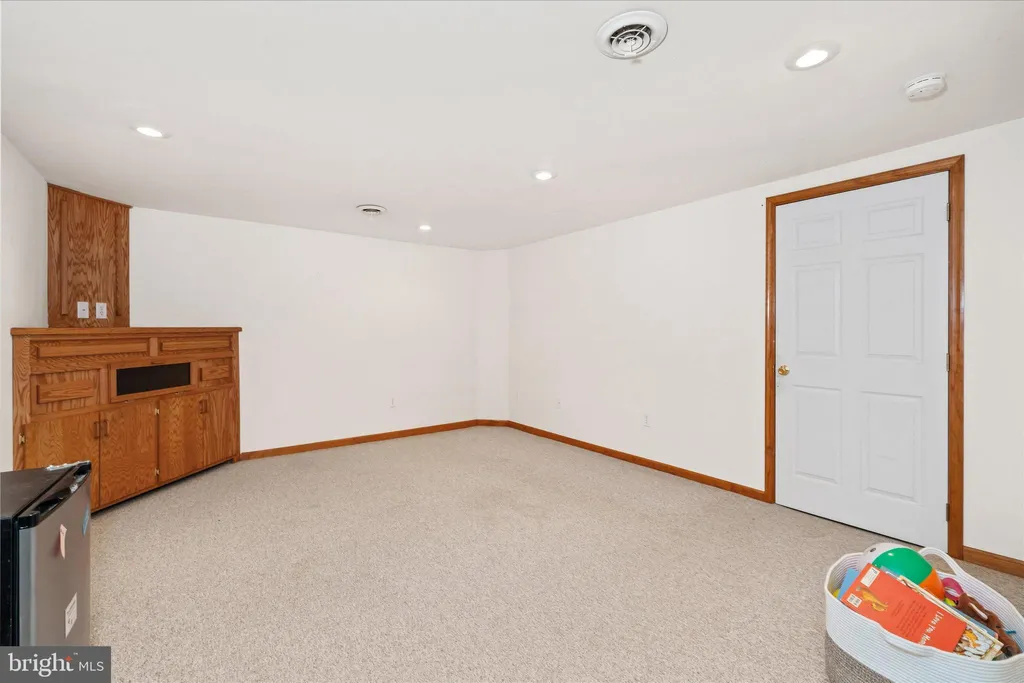 Additional image 42 of 161 Woodland Road, Newark, DE 19702