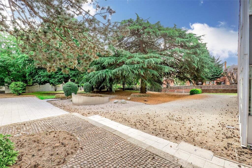 Additional image 9 of Nellis Hall, Newsom Place, St. Albans, Hertfordshire, AL1