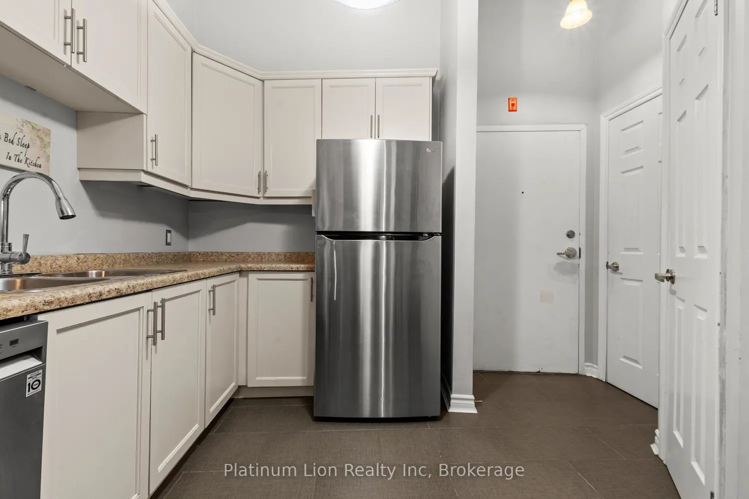 Additional image 3 of 80 King William Street 212