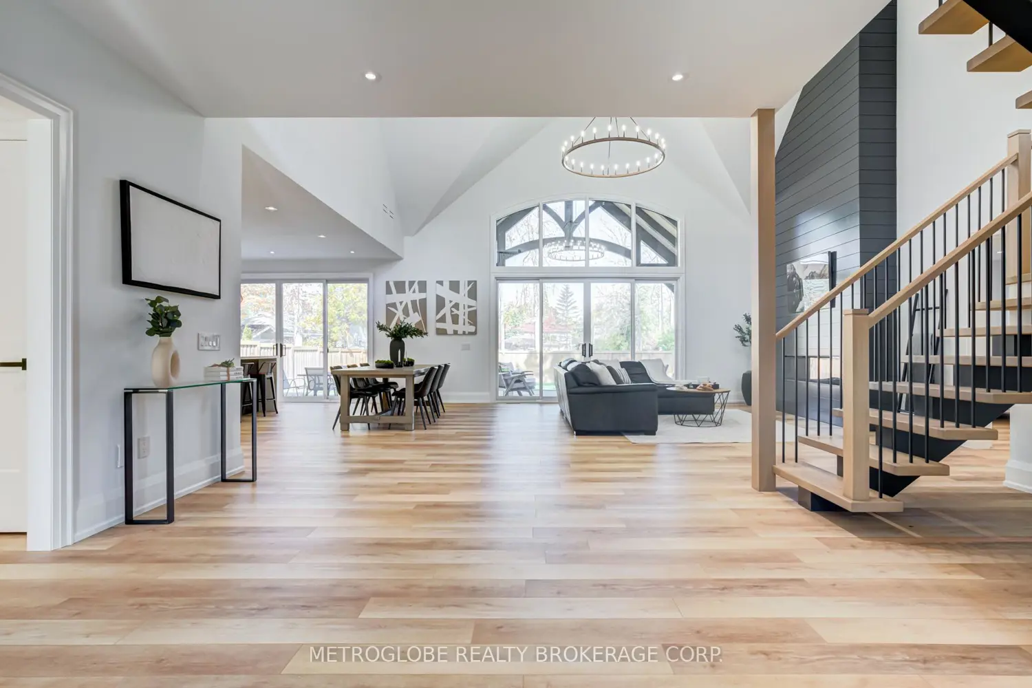 Additional image 4 of 862 Kennedy Road