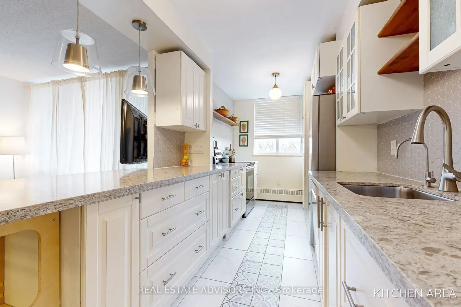 1625 Bloor Street 524