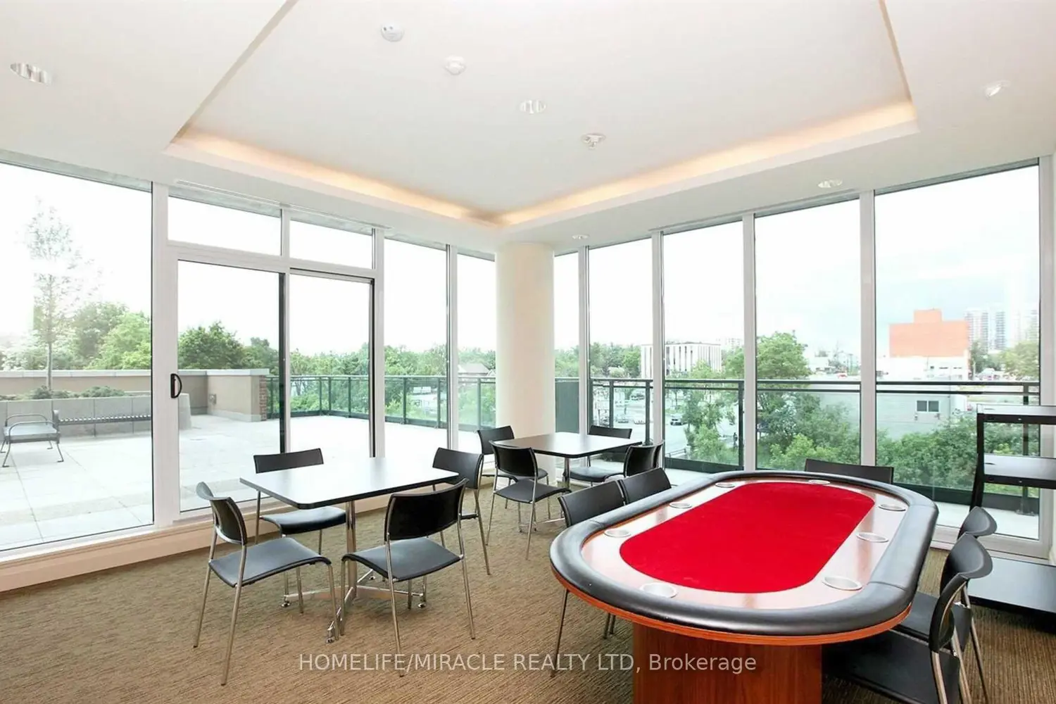 Additional image 20 of 100 John Street 1002