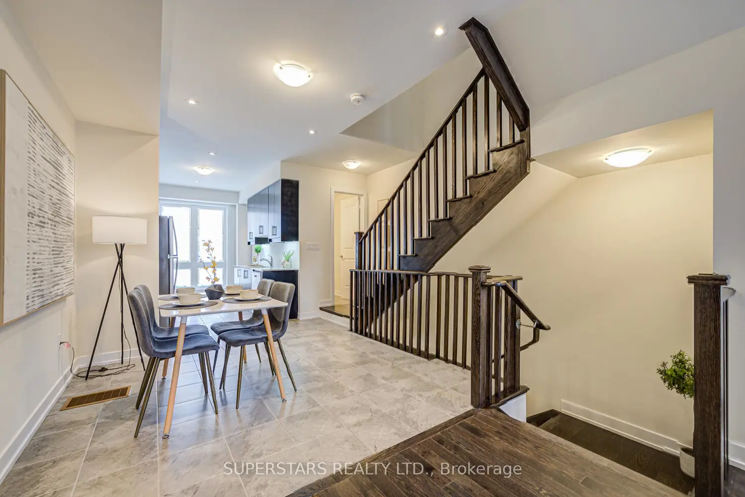 Additional image 6 of 100 Stauffer Crescent