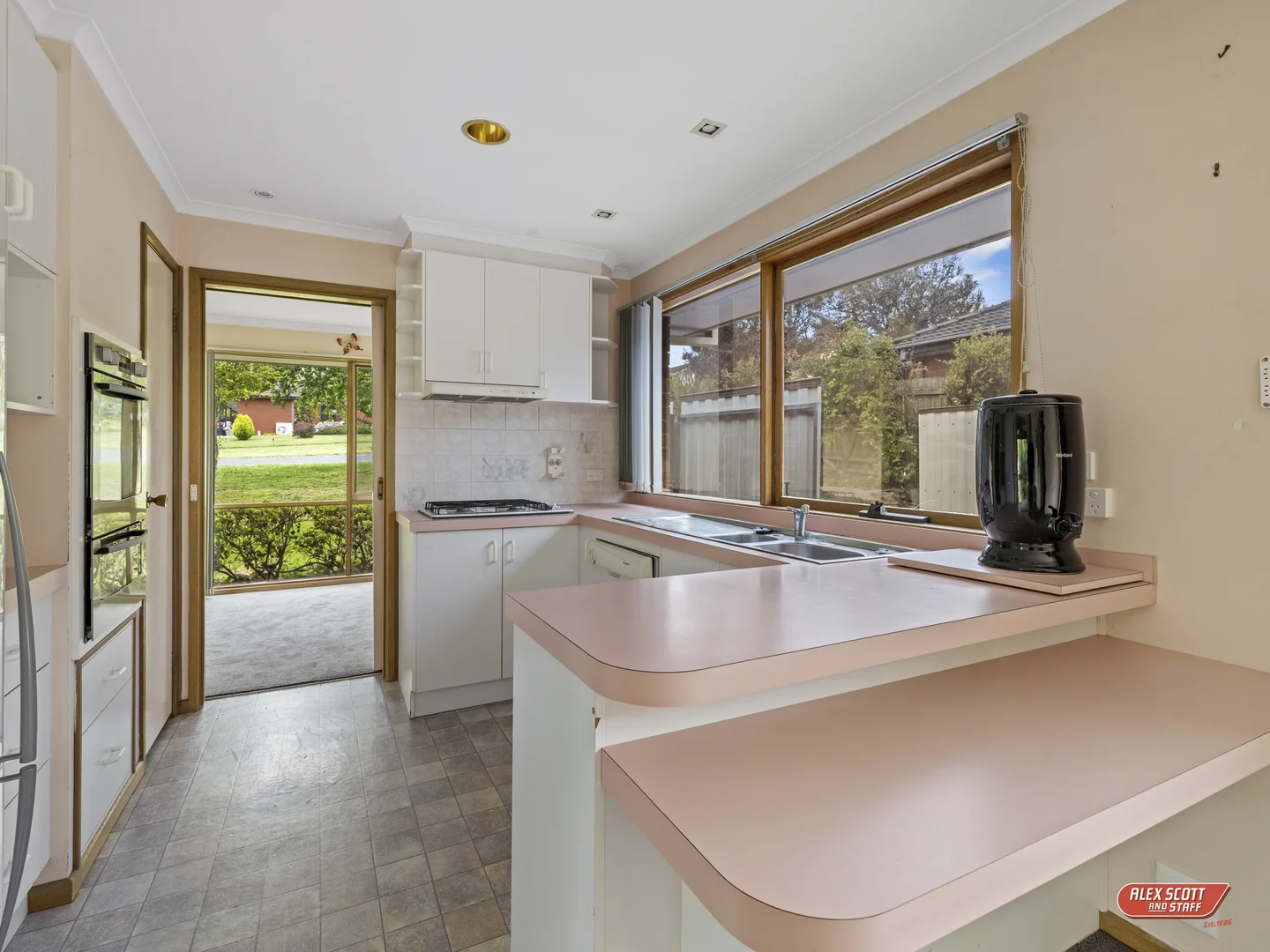 Additional image 5 of 3 Laura Grove, Leongatha VIC 3953