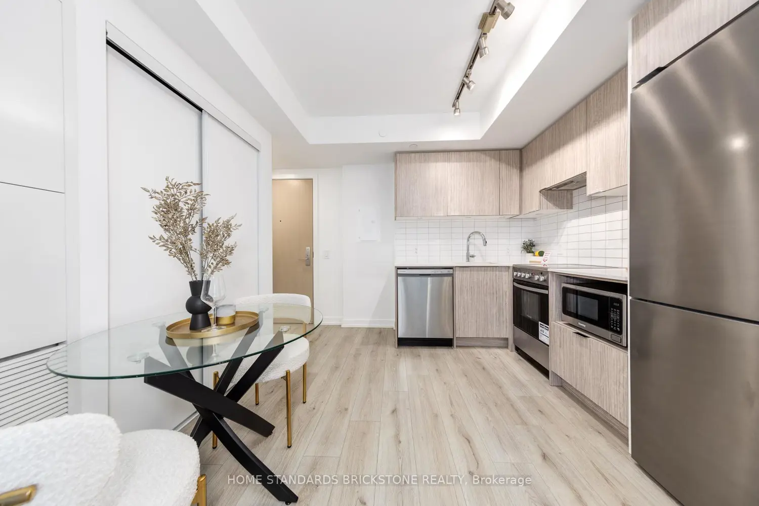 Additional image 3 of 395 Bloor Street 1604