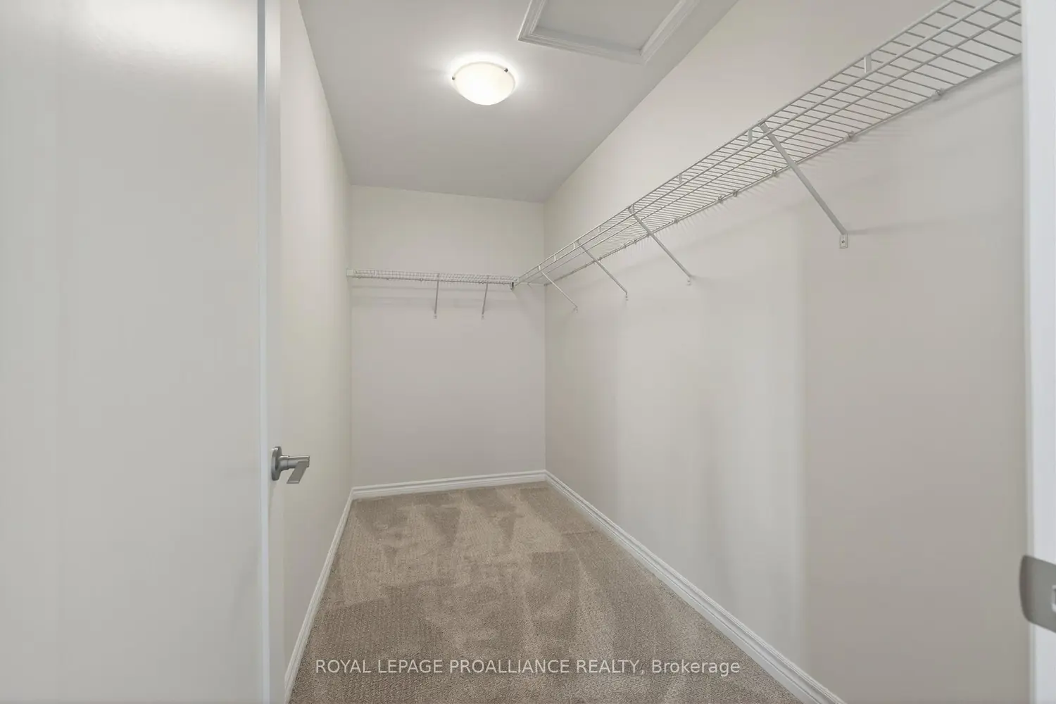 Additional image 12 of 14 Peace River Street