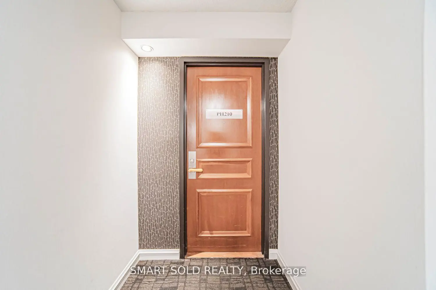 Additional image 2 of 256 Doris Avenue Ph210