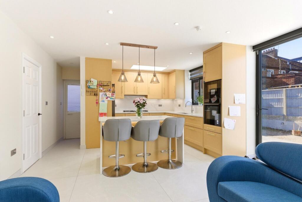 Additional image 3 of Woodstock Road South, St. Albans, Hertfordshire, AL1