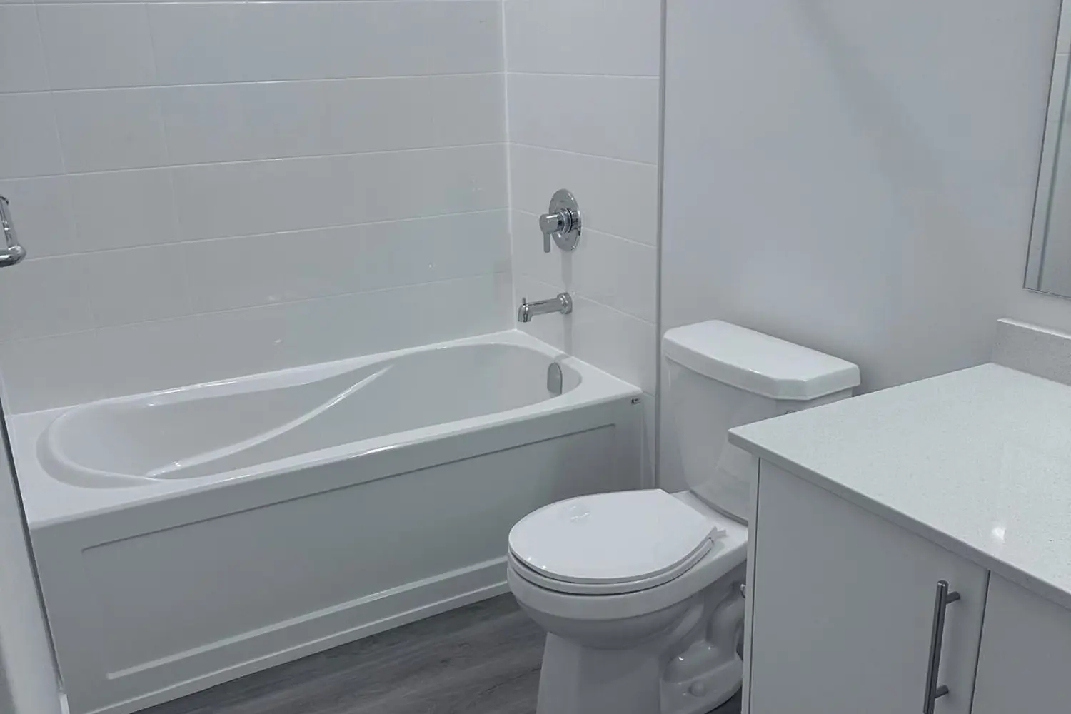 Additional image 5 of 1000 Lackner Boulevard 315