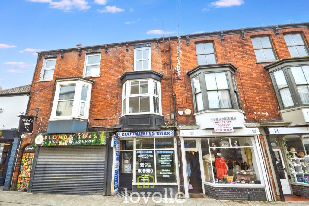 2 bed maisonette for saleSea View Street, Cleethorpes DN35
