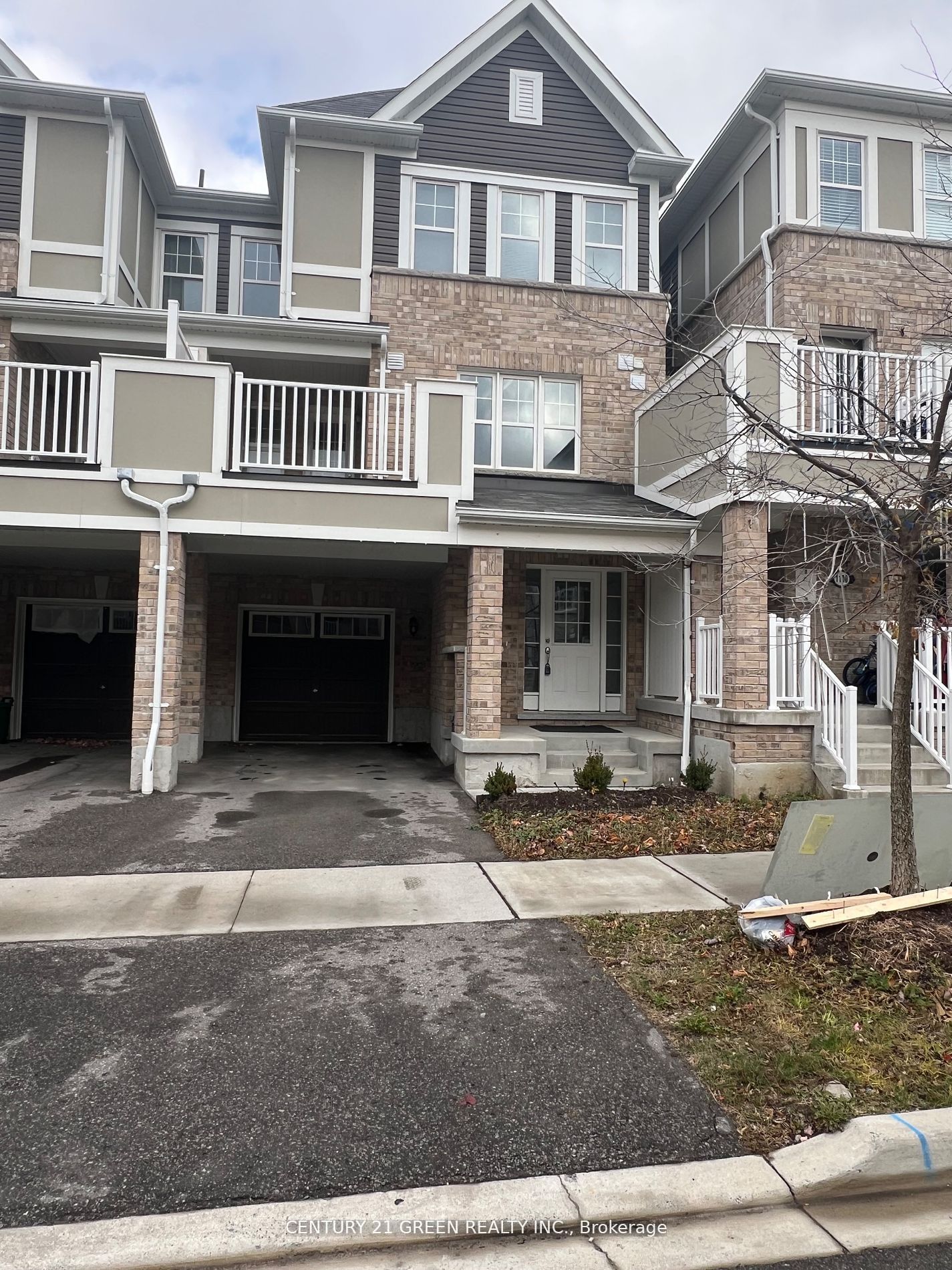 1098 Silk Street, Pickering, ON, L1X 0E8