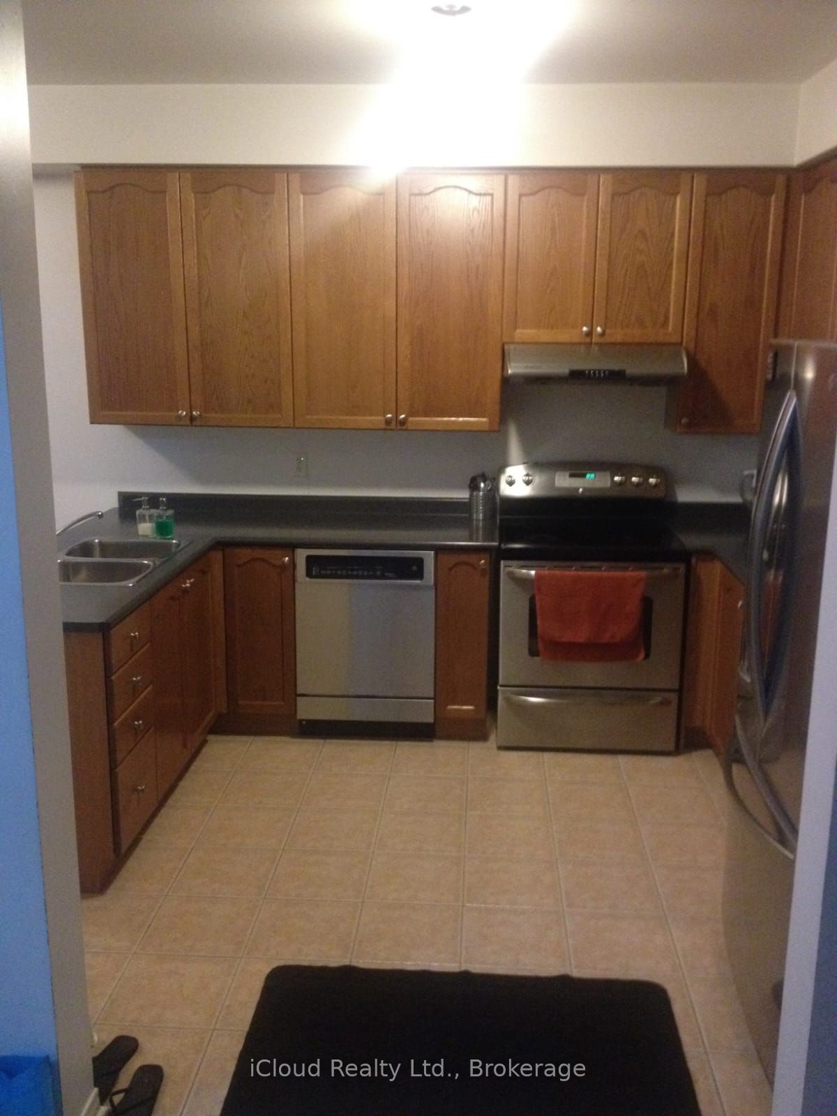 Additional image 6 of 42 Flurry Circle, Brampton, ON, L6X 0S8