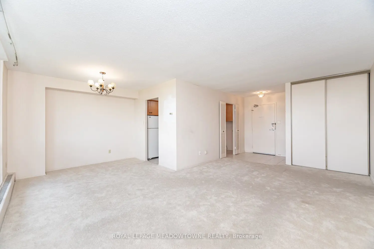 225 Harvard Place 804 photo 5