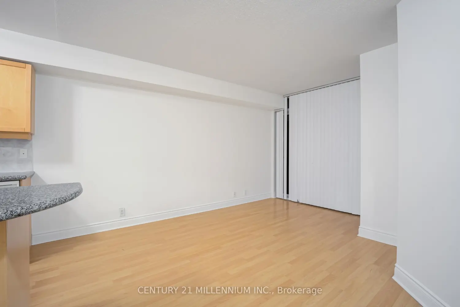 Additional image 13 of 80 Harrison Garden Boulevard 1215