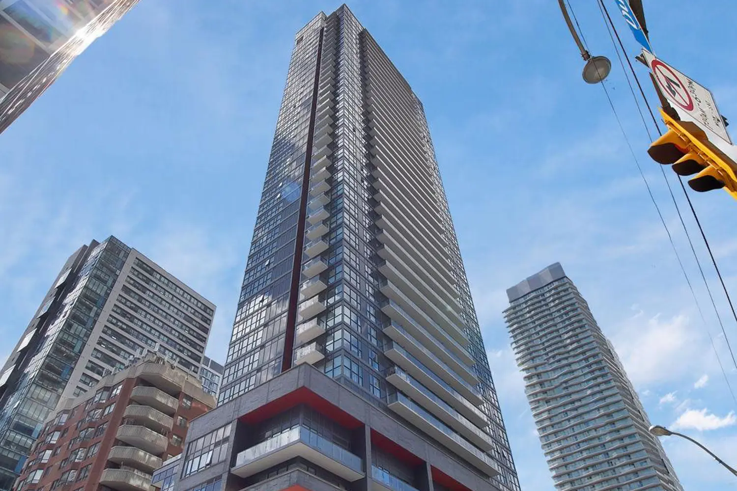 Additional image 3 of 159 Dundas Street 1107