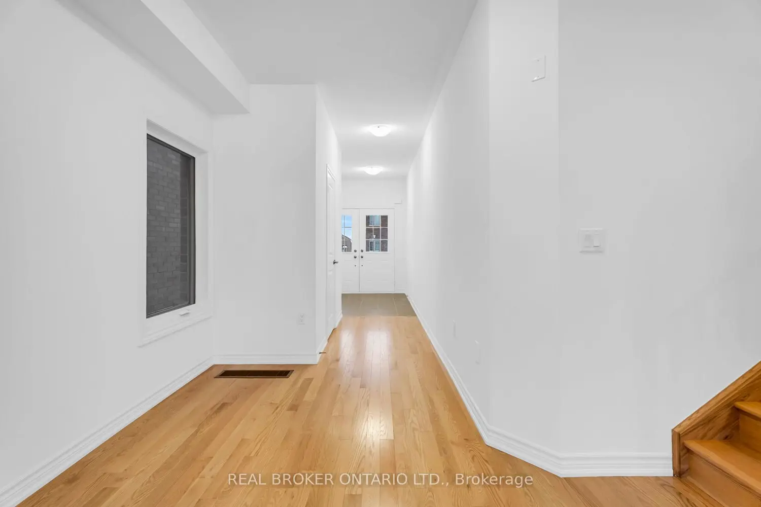 Additional image 3 of 398 Vandusen Avenue