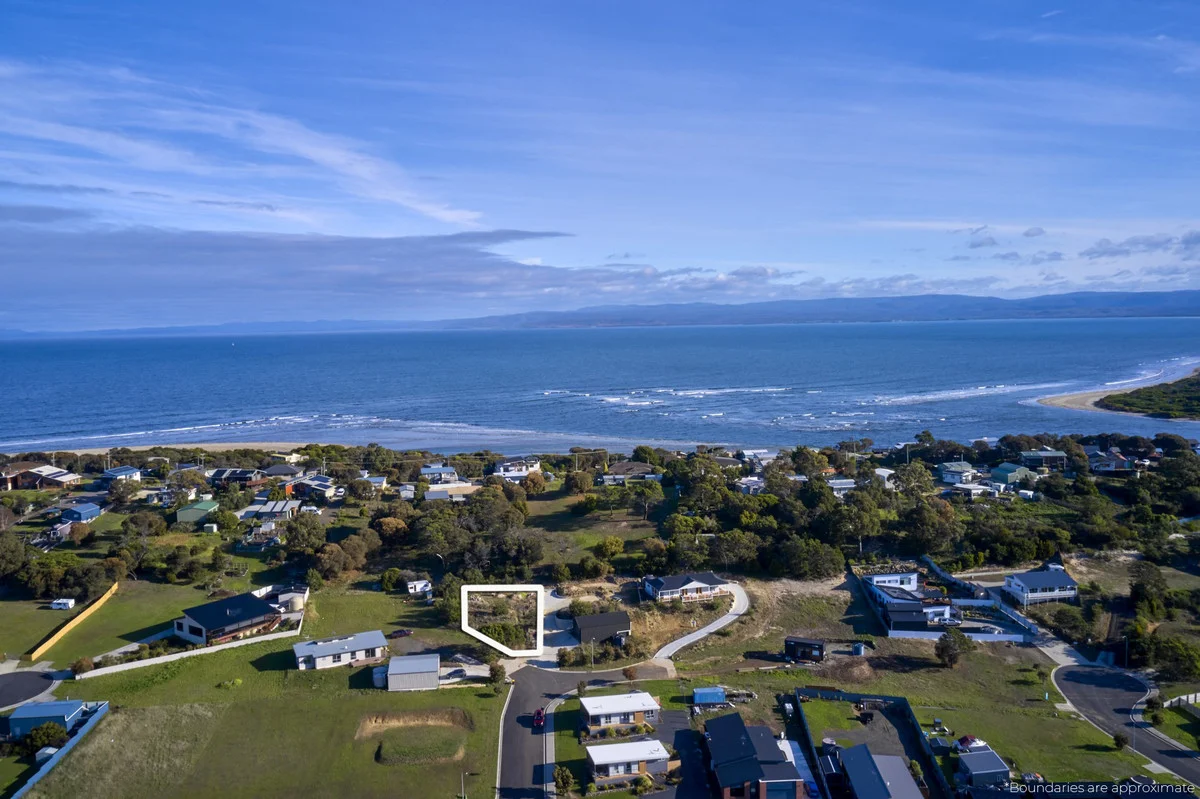 Additional image 3 of 9 Georgia Court, Coles Bay TAS 7215