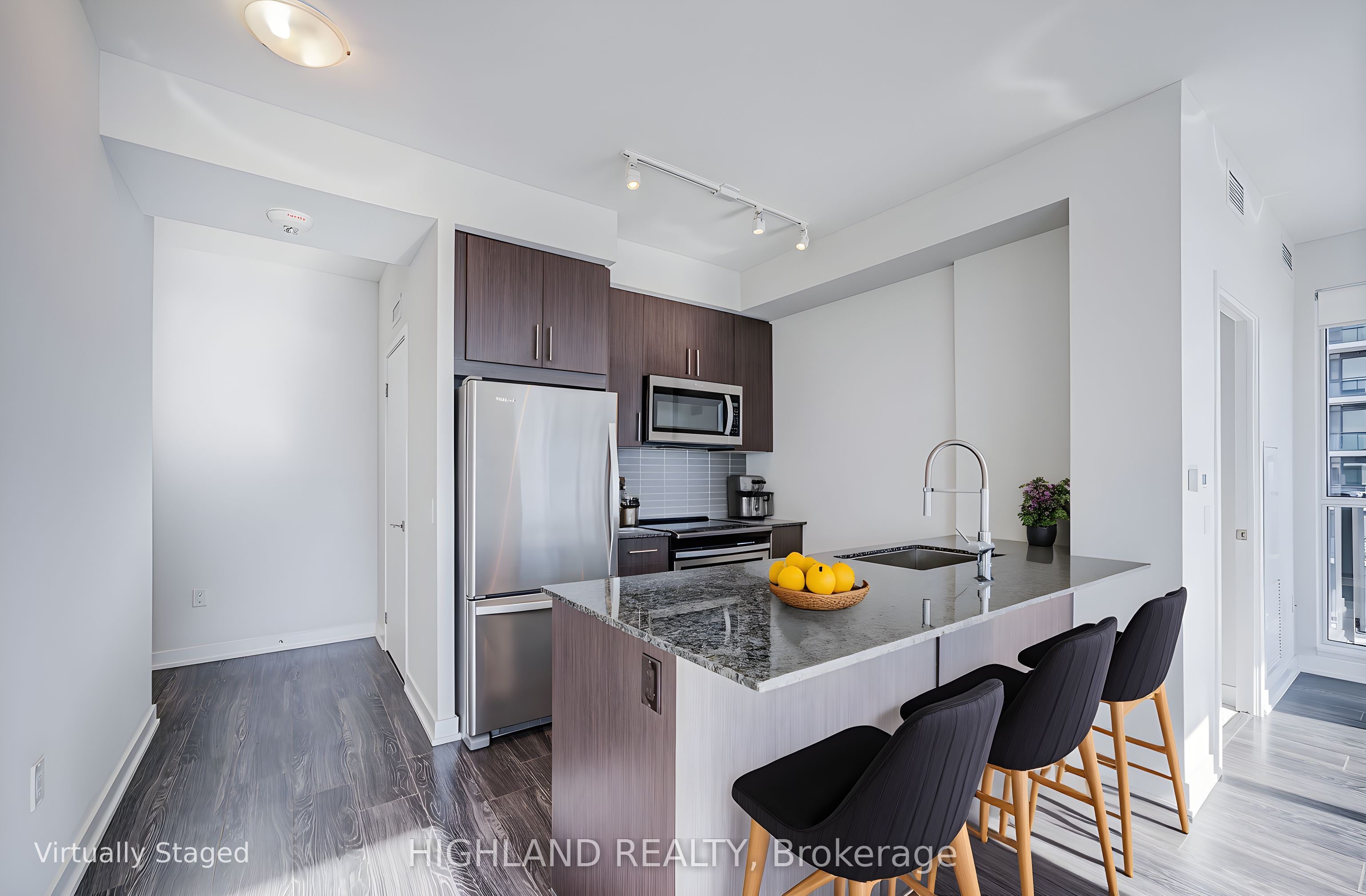 Additional image 2 of 1918-4055 Parkside Village Drive, Mississauga, ON, L5B 0K8