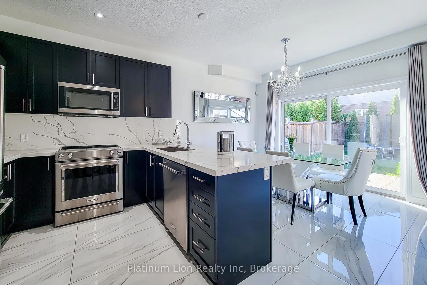 Additional image 10 of 190 Bellagio Avenue