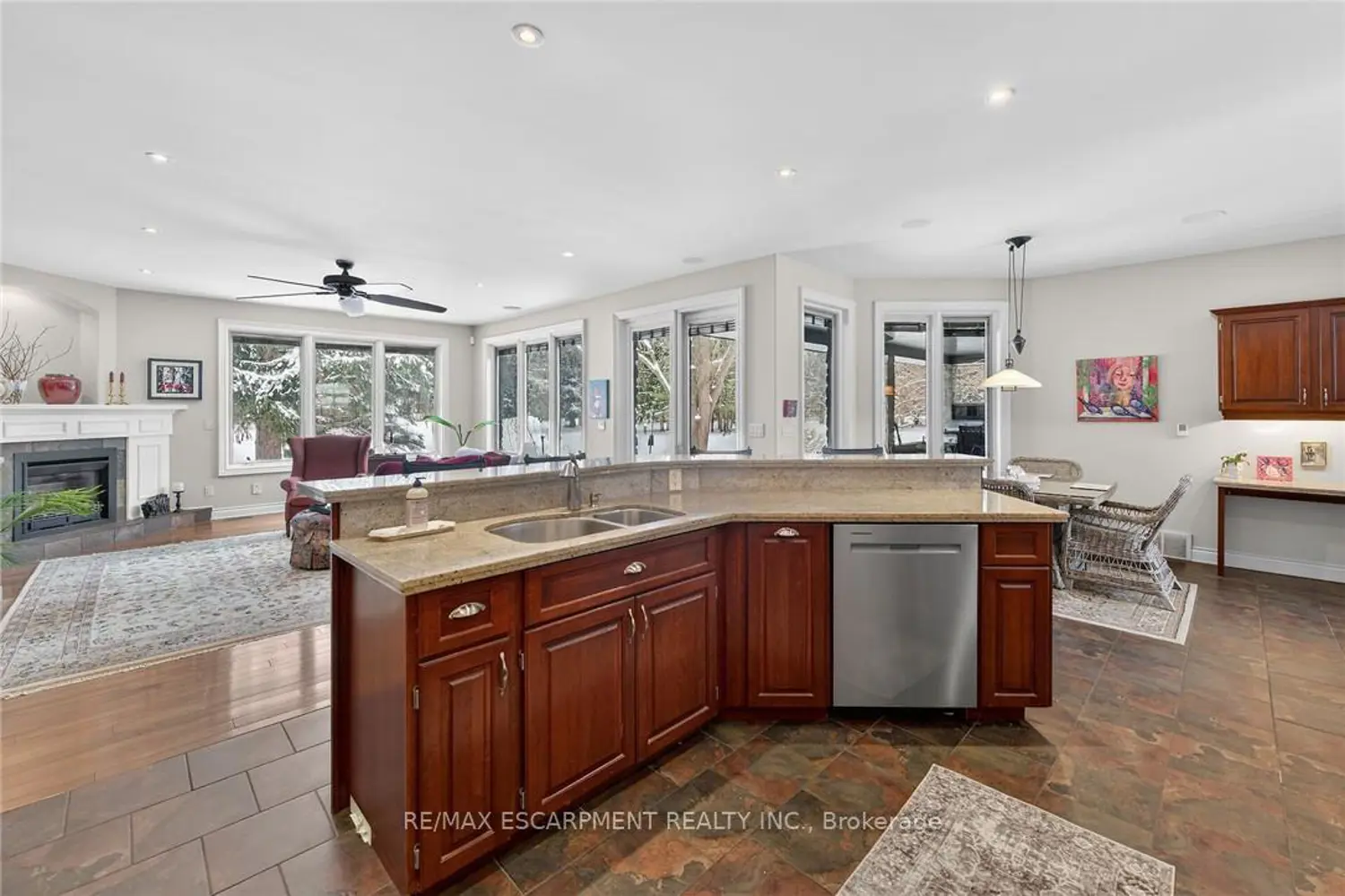 Additional image 5 of 72 Yeager Avenue