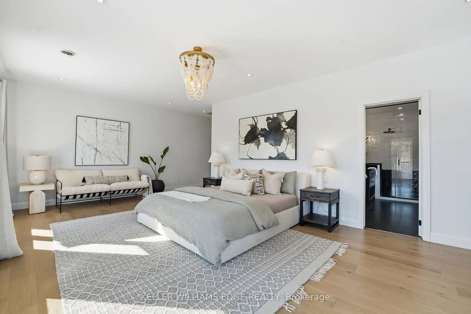 Additional image 7 of 1316 Dundas Street