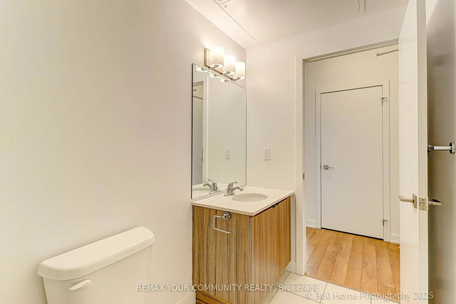 Additional image 13 of 2433 Dufferin Street 112