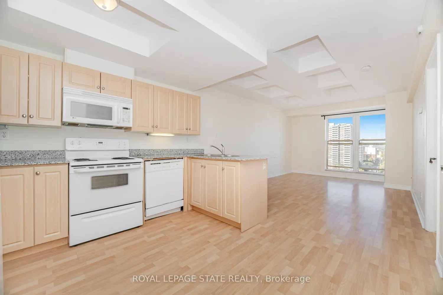 Additional image 8 of 135 James Street 1605