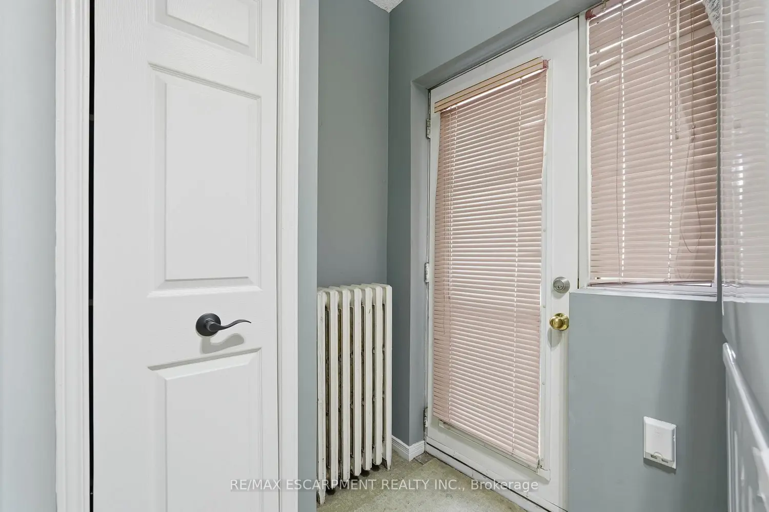 Additional image 19 of 97 Connaught Avenue 10