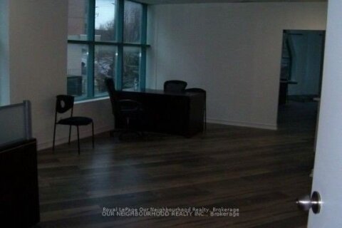 Additional image 3 of 202A-2100 Lawrence Avenue W, Toronto, ON, M9N 3W3