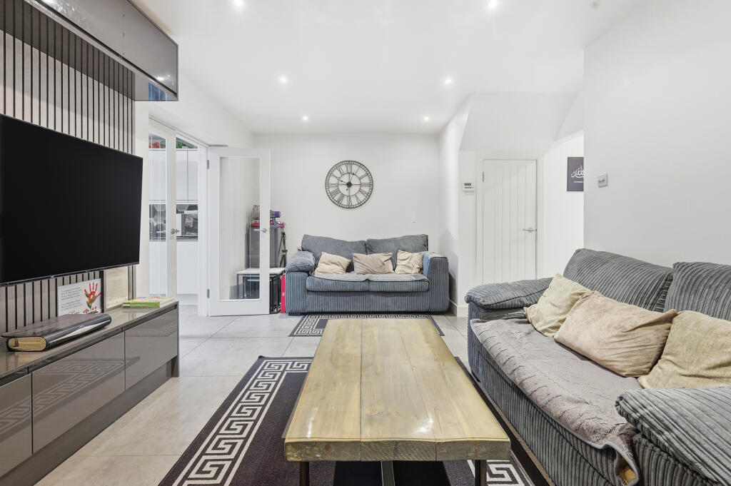 Additional image 4 of Maynard Drive, St. Albans