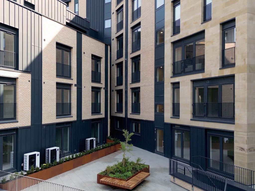 Additional image 22 of 2 bed flat for sale59 Belford Road, Edinburgh EH4