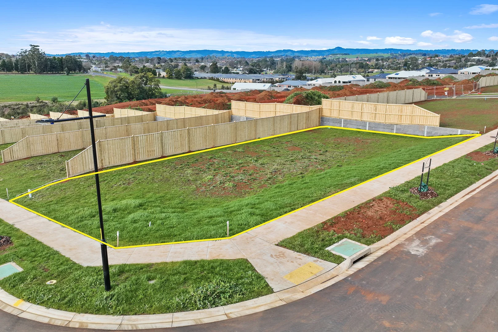 Additional image 2 of 10 Newton Avenue, Warragul VIC 3820