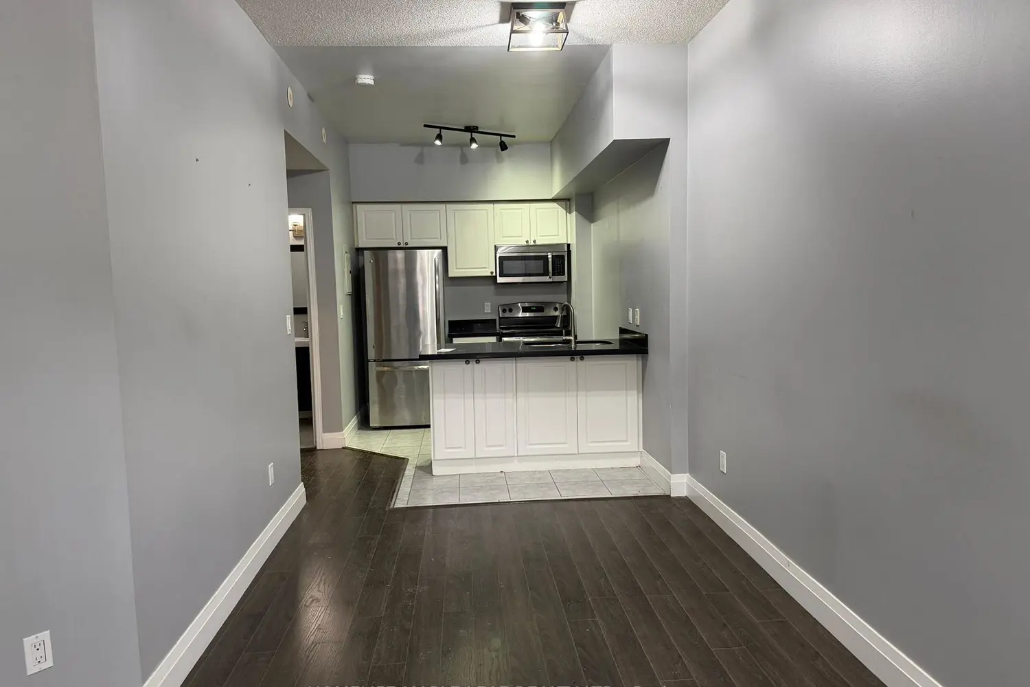 Additional image 10 of 615 Shoreline Drive 17