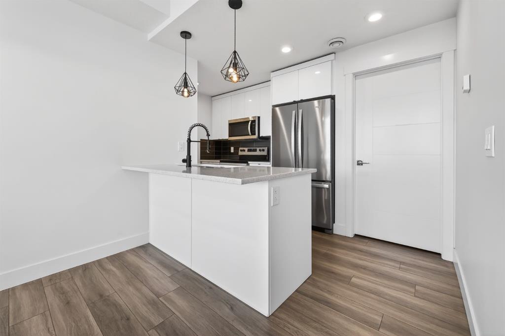 Additional image 6 of 214 Seton Passage SE, Calgary, AB, T2X0c1