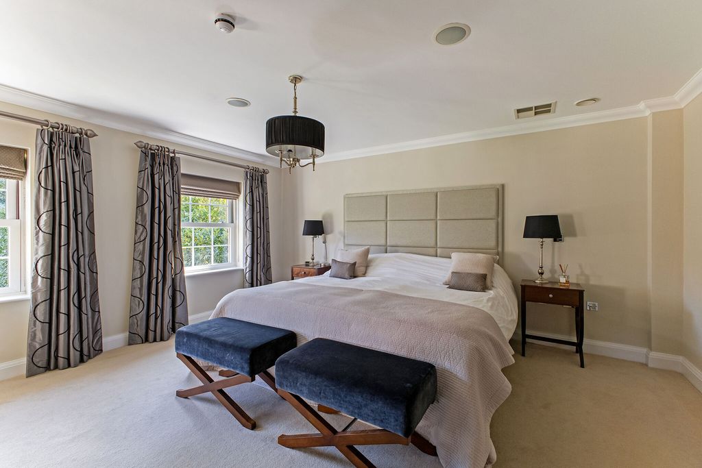 Additional image 9 of 8 bed detached house for saleOakfield Road, Harpenden AL5