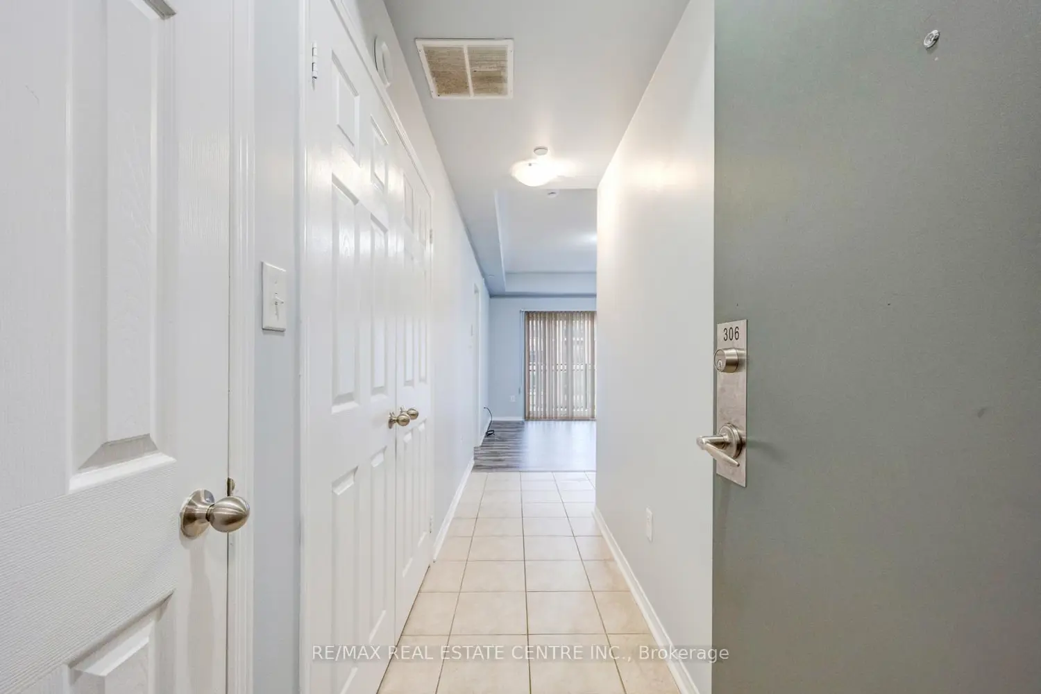 Additional image 6 of 3055 Thomas Street 306