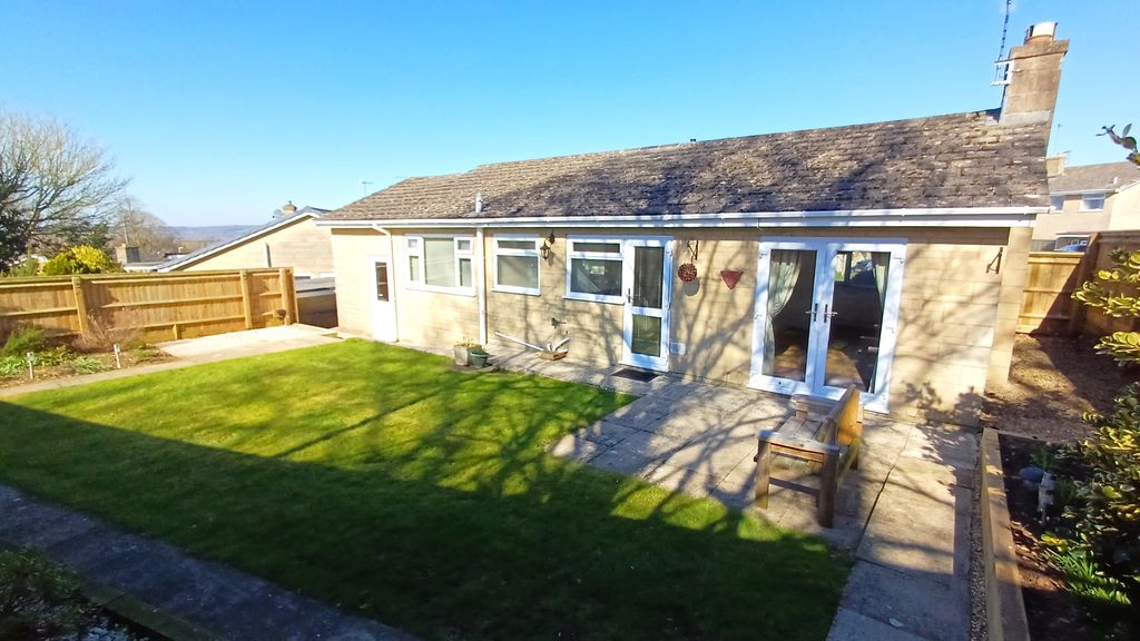 Additional image 15 of 2 bed detached bungalow for saleMarlborough Road, Chipping Norton OX7