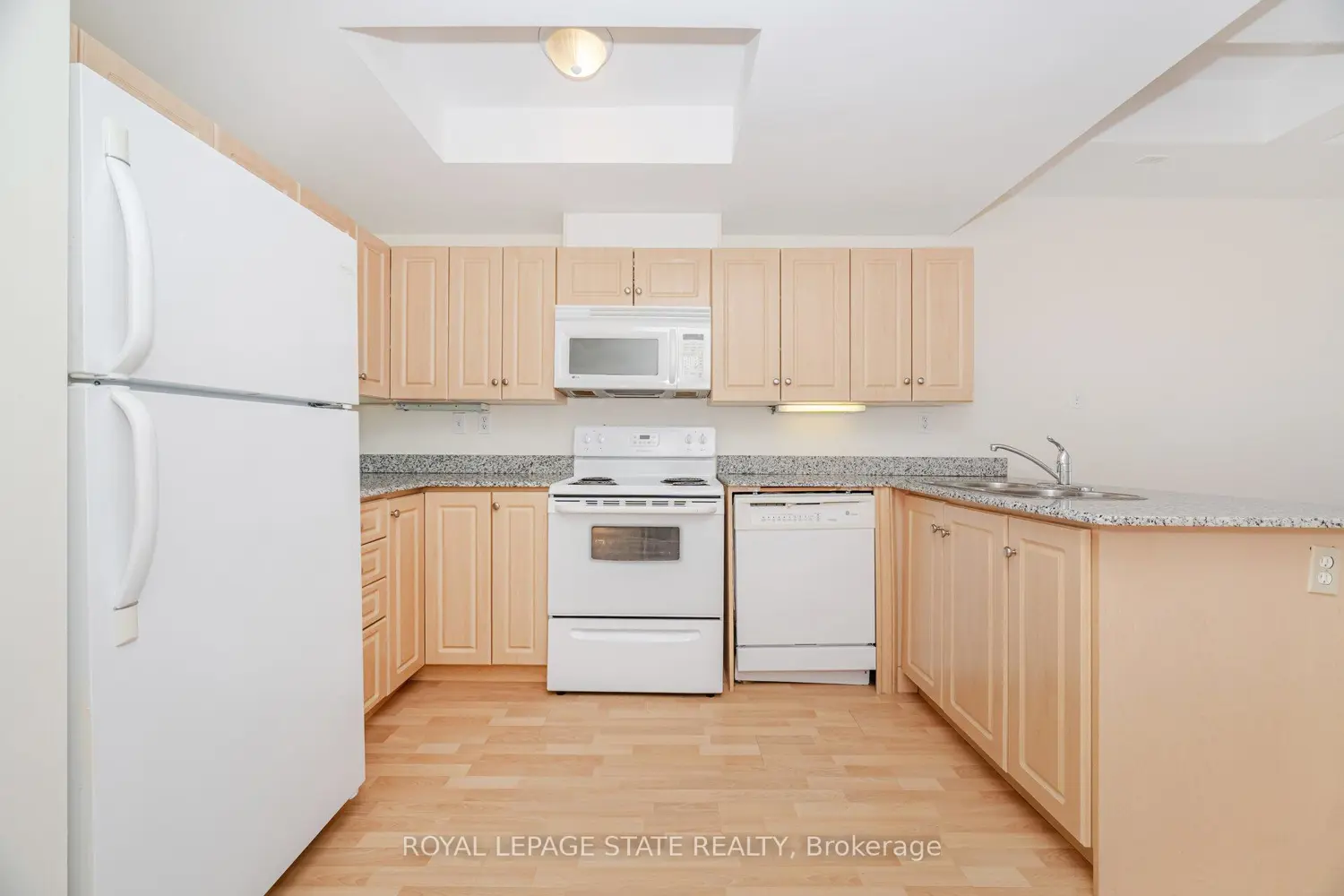 Additional image 6 of 135 James Street 1605