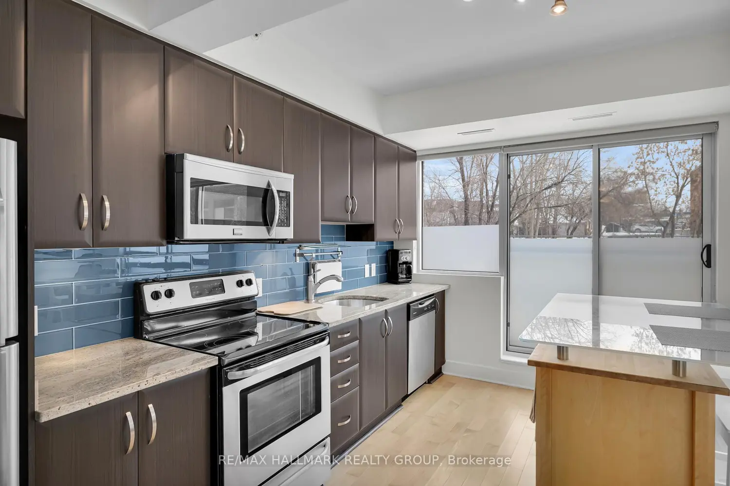 Additional image 9 of 390 Booth Street 106