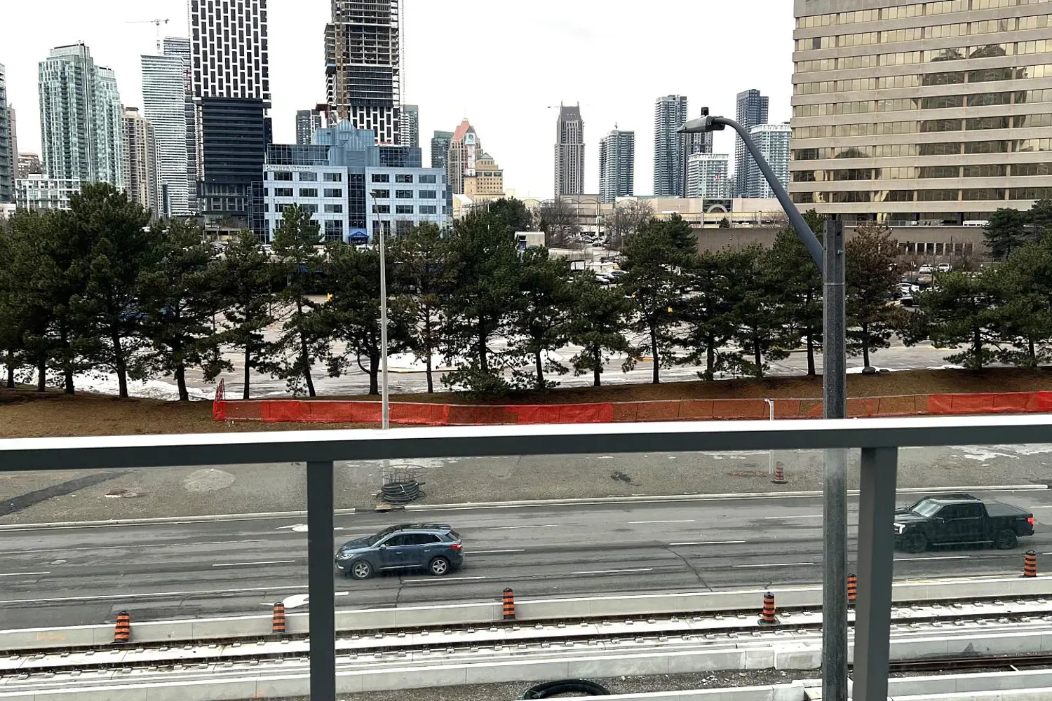 Additional image 4 of 4033 Hurontario Street 419