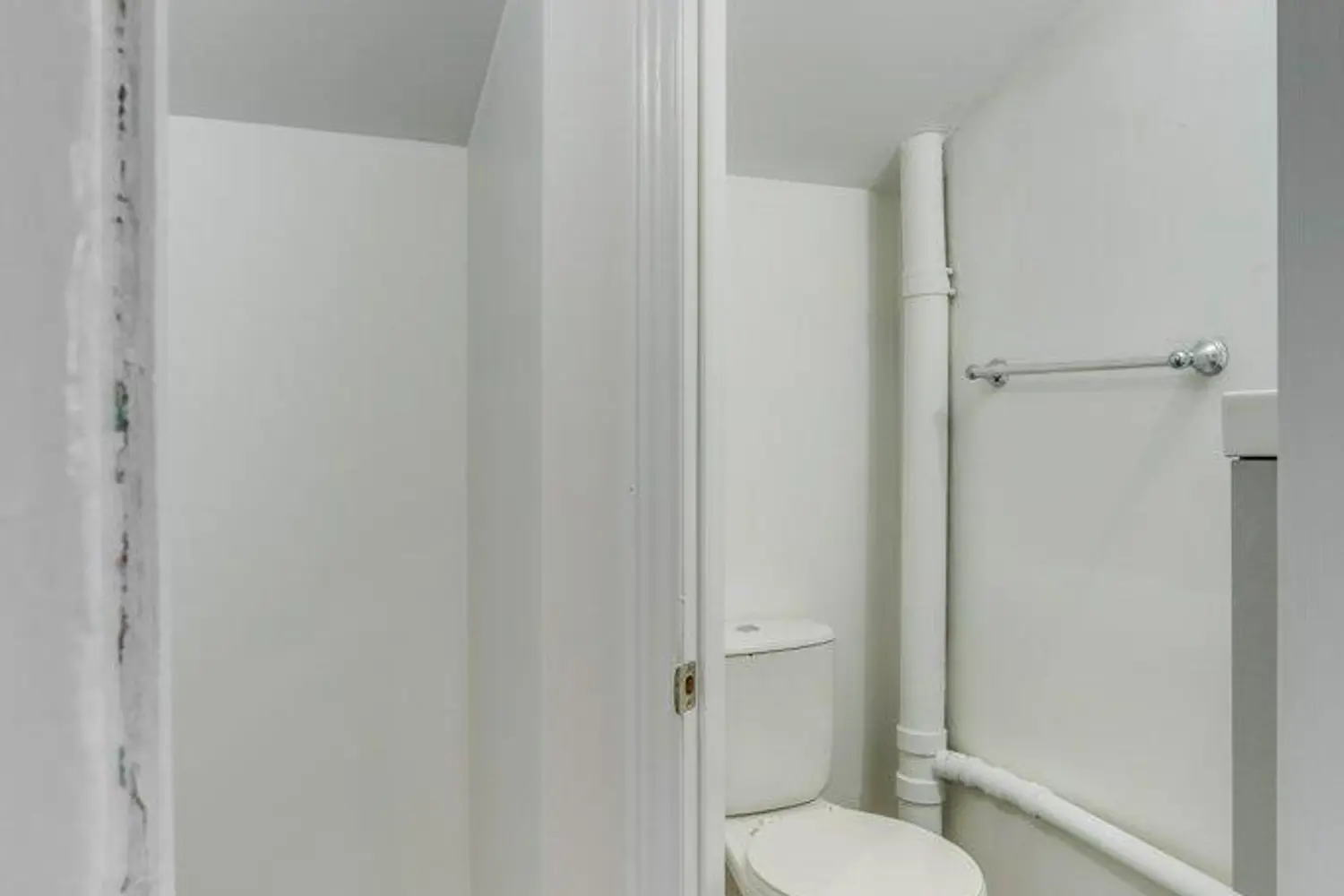 Additional image 10 of 188 Furnival Road