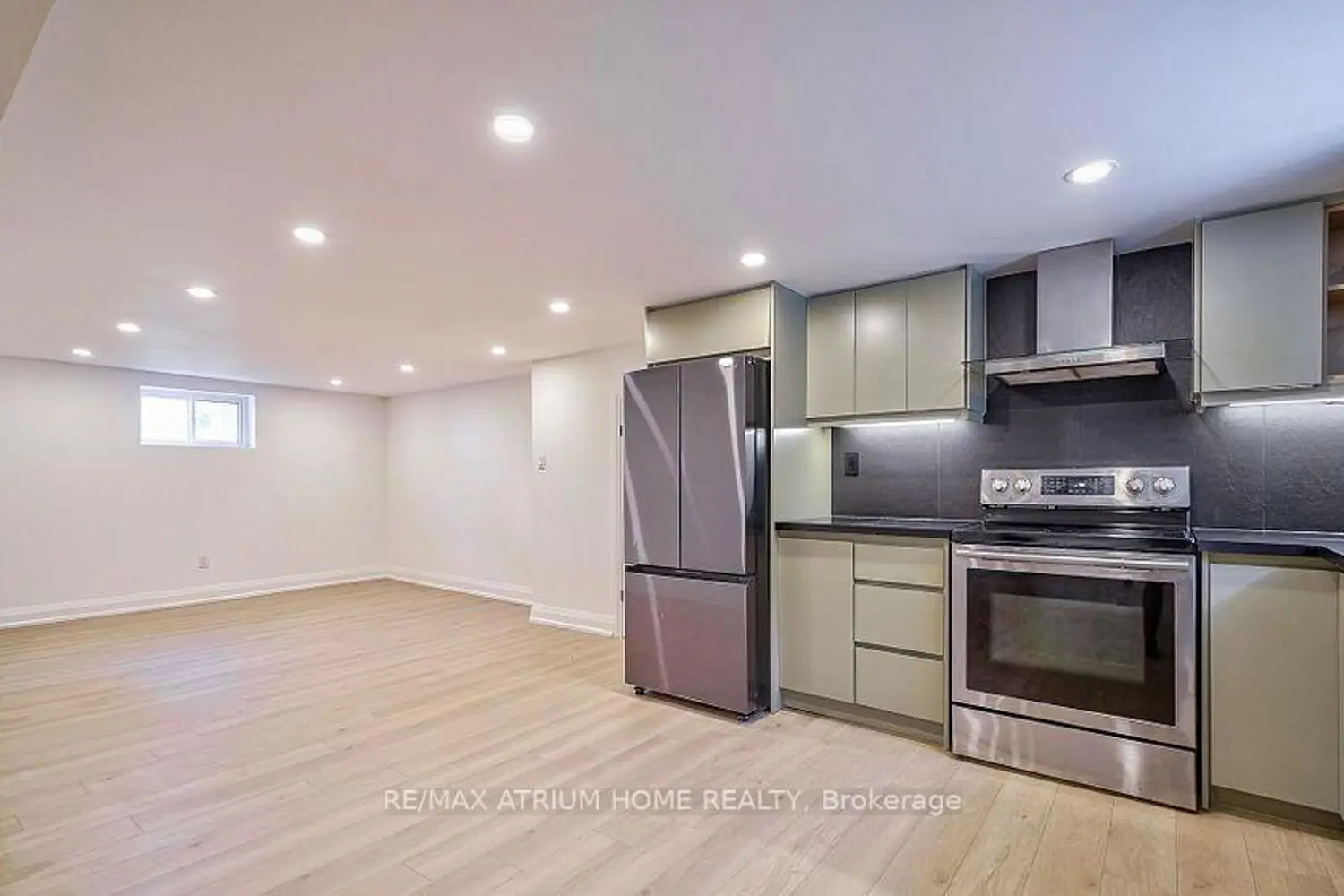 Additional image 15 of 567 Atwater Avenue