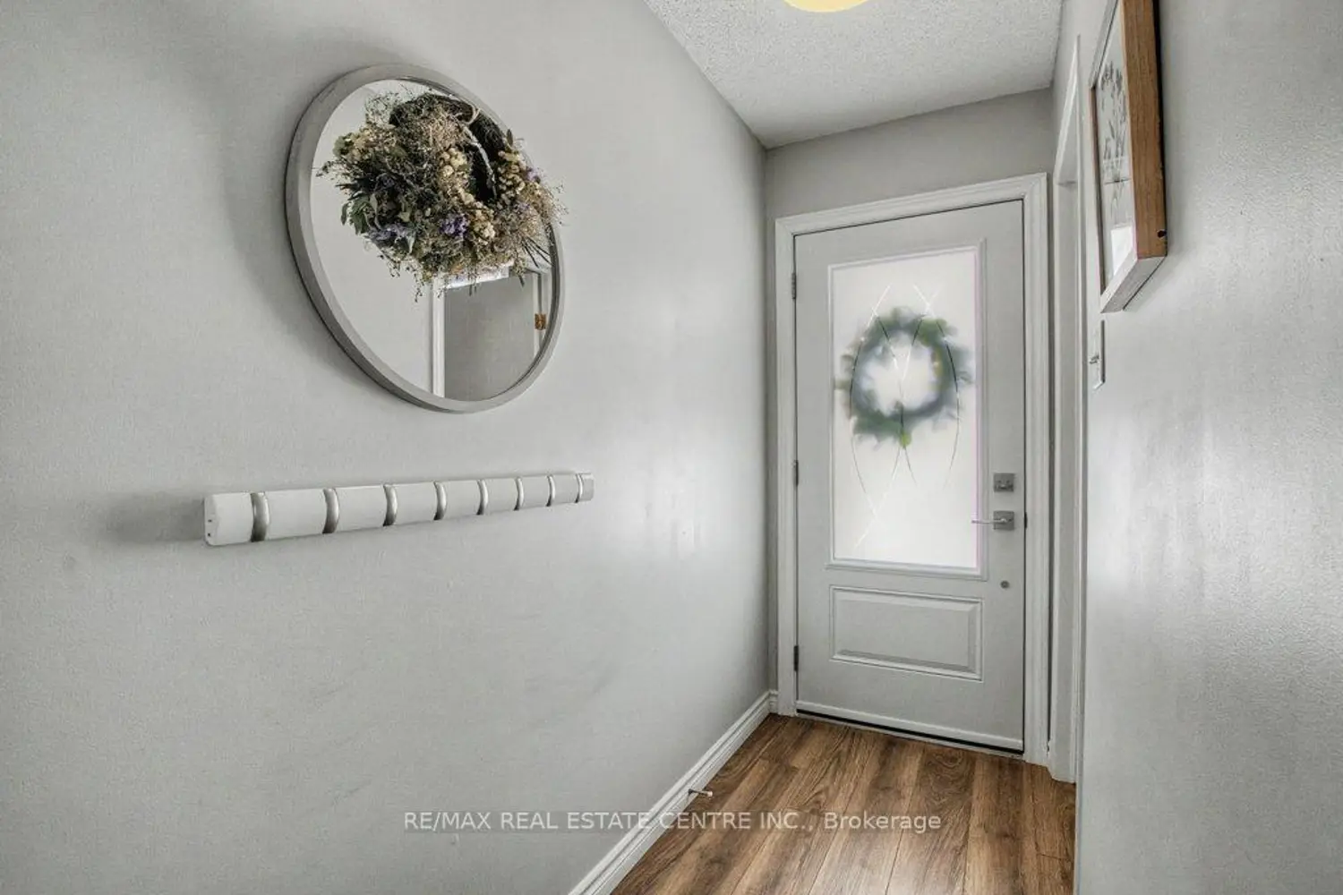 851 Butternut Avenue photo 3