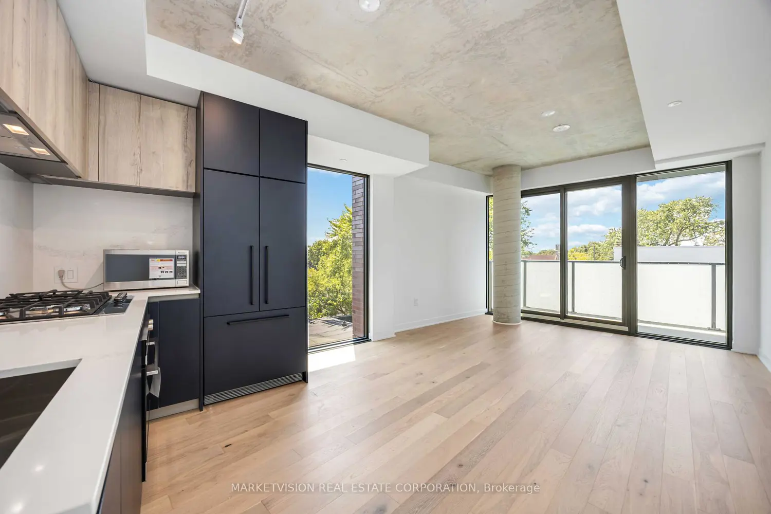 Additional image 10 of 2625 Dundas Street 417