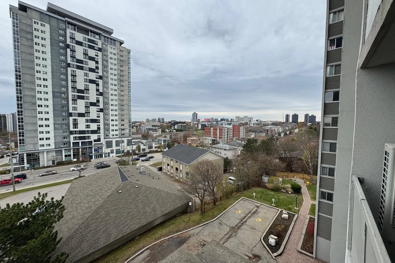 Additional image 11 of 375 King Street 603