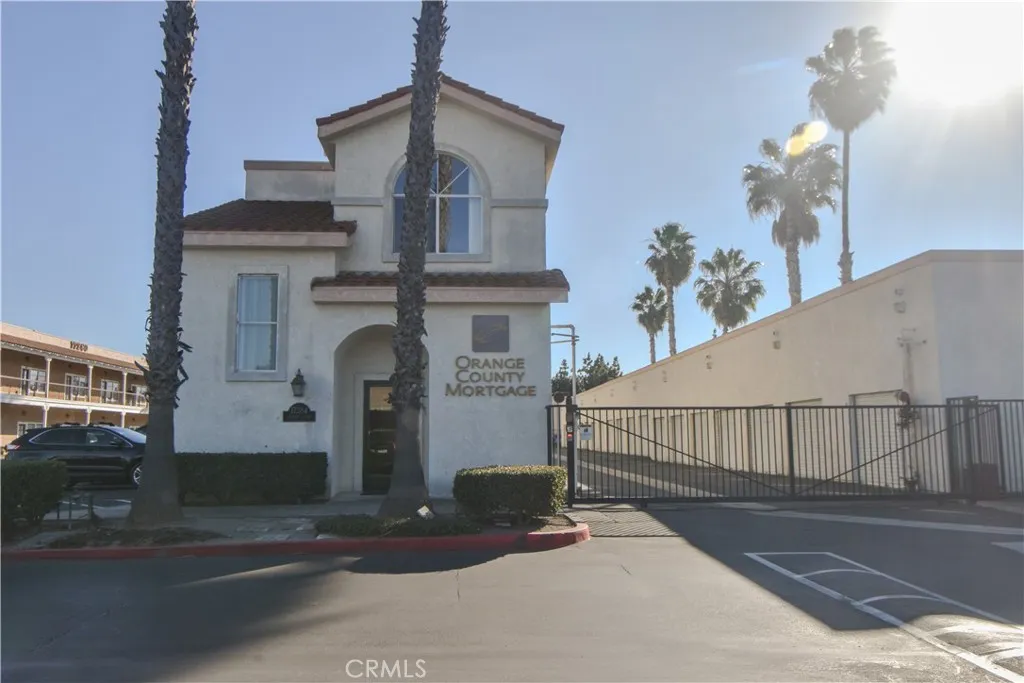 Additional image 3 of 17284 Newhope Street, Fountain Valley, CA 92708