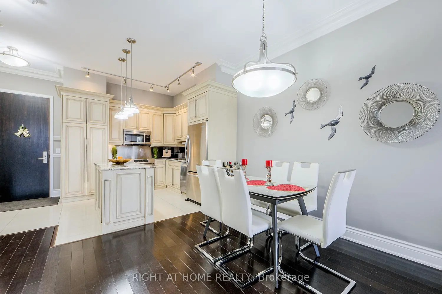 Additional image 5 of 37 Galleria Parkway Uph2