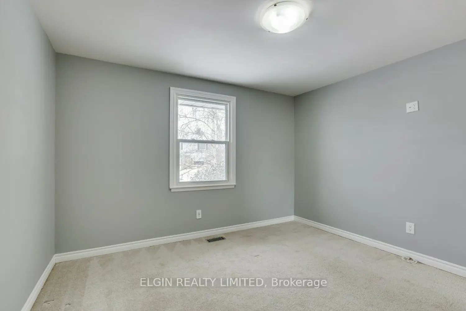5 Sauve Avenue photo 5