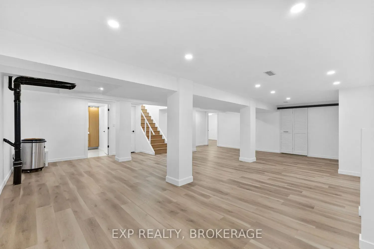Additional image 13 of 1502 Farnsworth Avenue