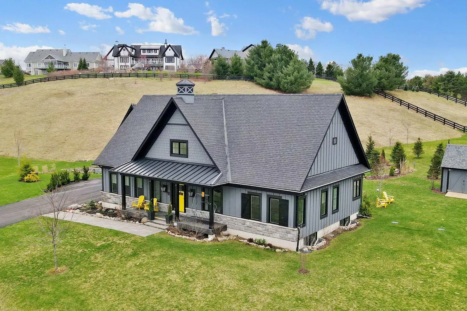 Additional image 20 of 2 Thoroughbred Drive